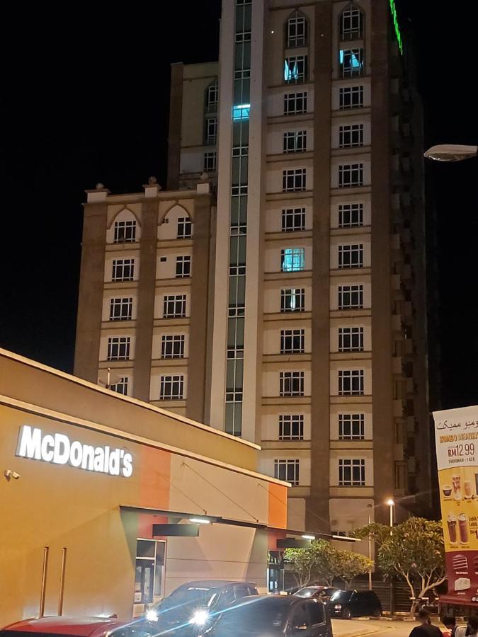 The Viana Apartment IV Kota Bharu Exterior photo